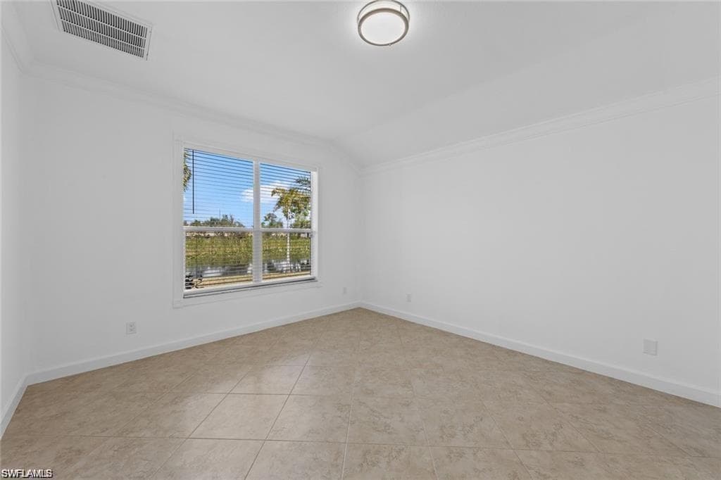 831 5th Ter, Cape Coral, FL 33991-18