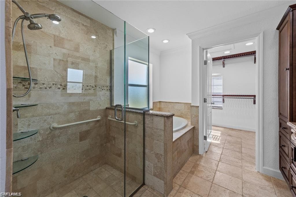 831 5th Ter, Cape Coral, FL 33991-20