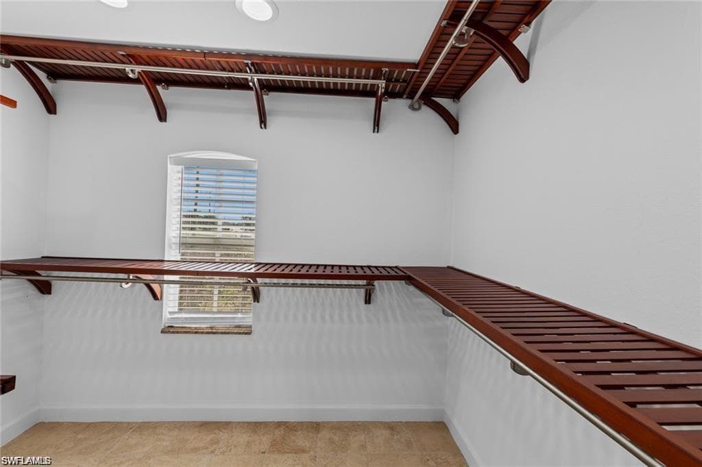 831 5th Ter, Cape Coral, FL 33991-22