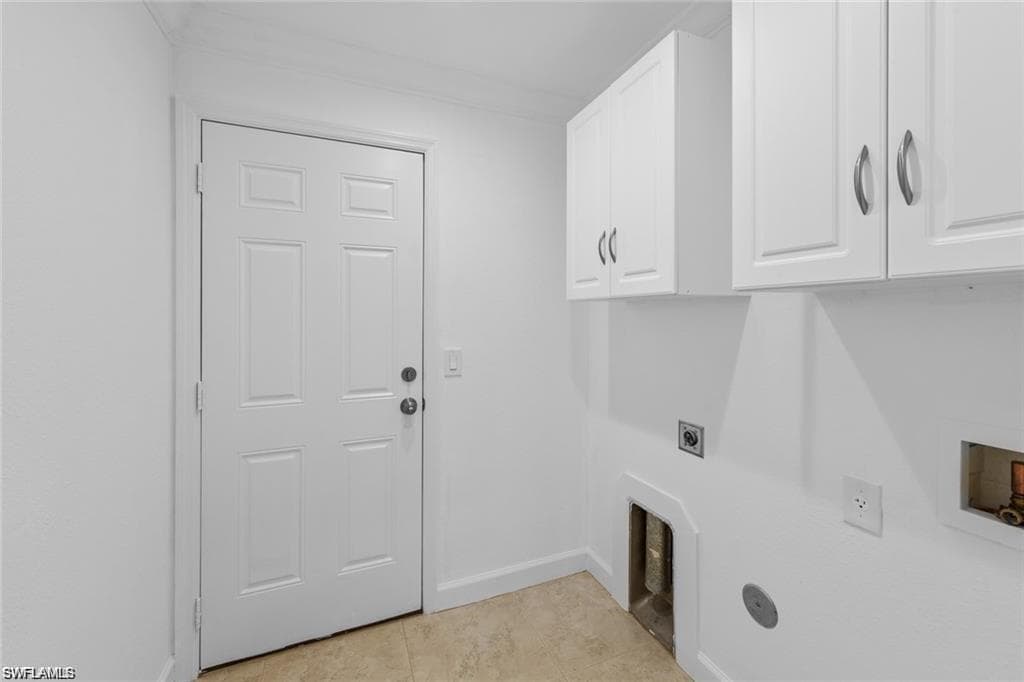 831 5th Ter, Cape Coral, FL 33991-28
