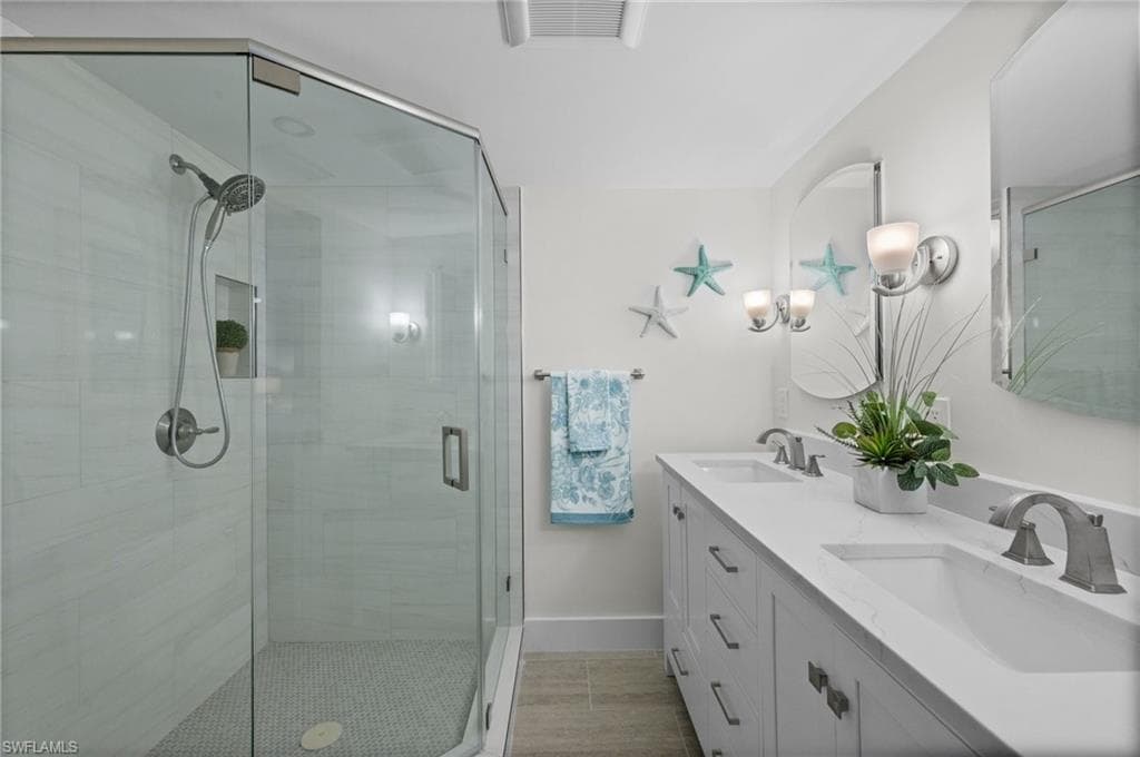 3400 Gulf Shore Blvd N K2, Naples, FL 34103-17