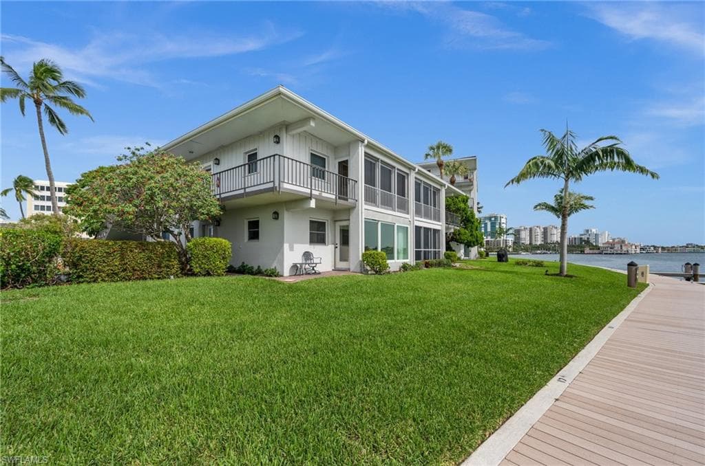 3400 Gulf Shore Blvd N K2, Naples, FL 34103-25