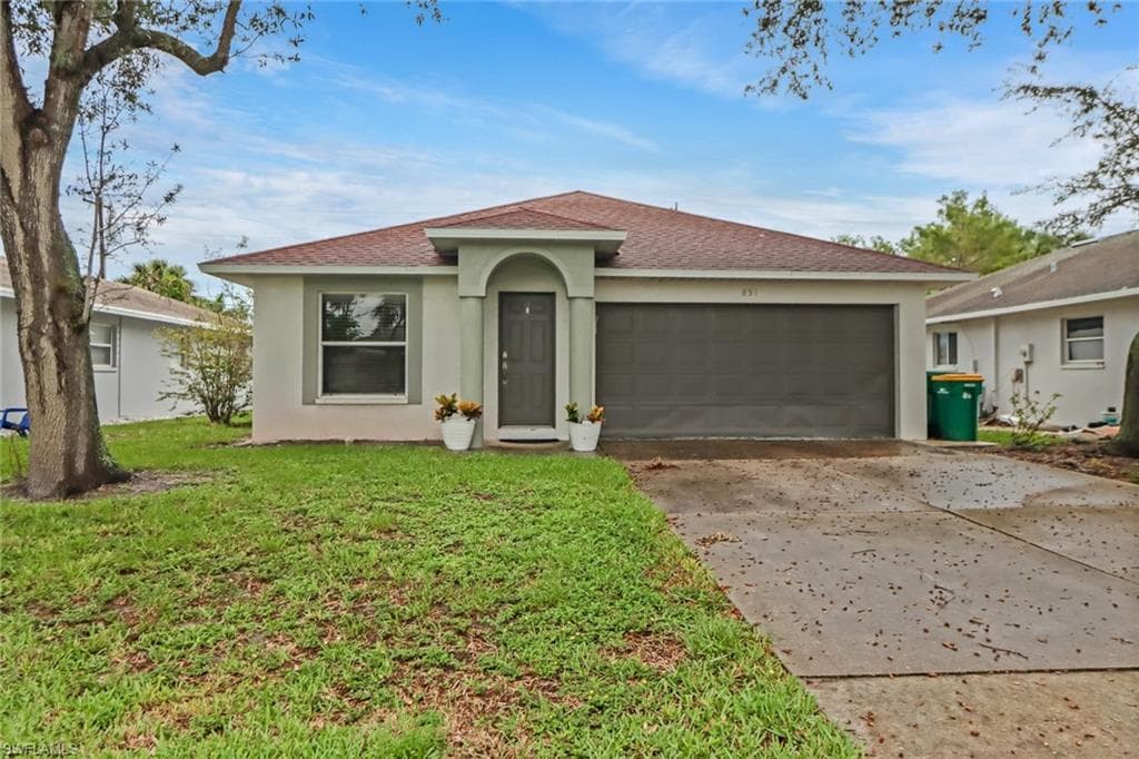 851 102nd Ave N, Naples, FL 34108-2