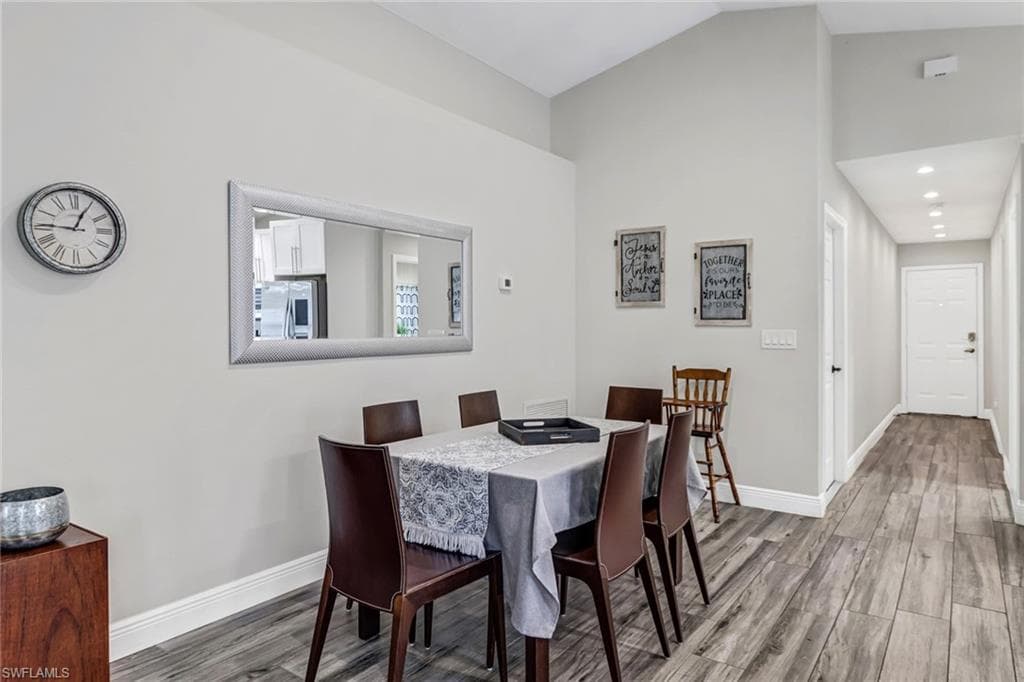 851 102nd Ave N, Naples, FL 34108-7