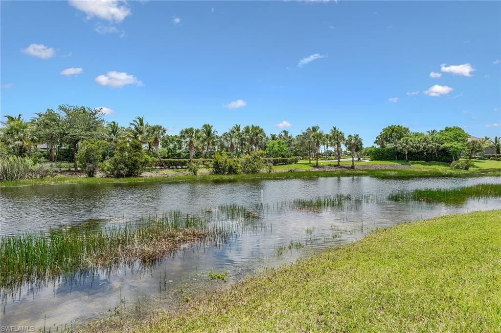 3187 Cotuit Ln, Naples, FL 34114-35