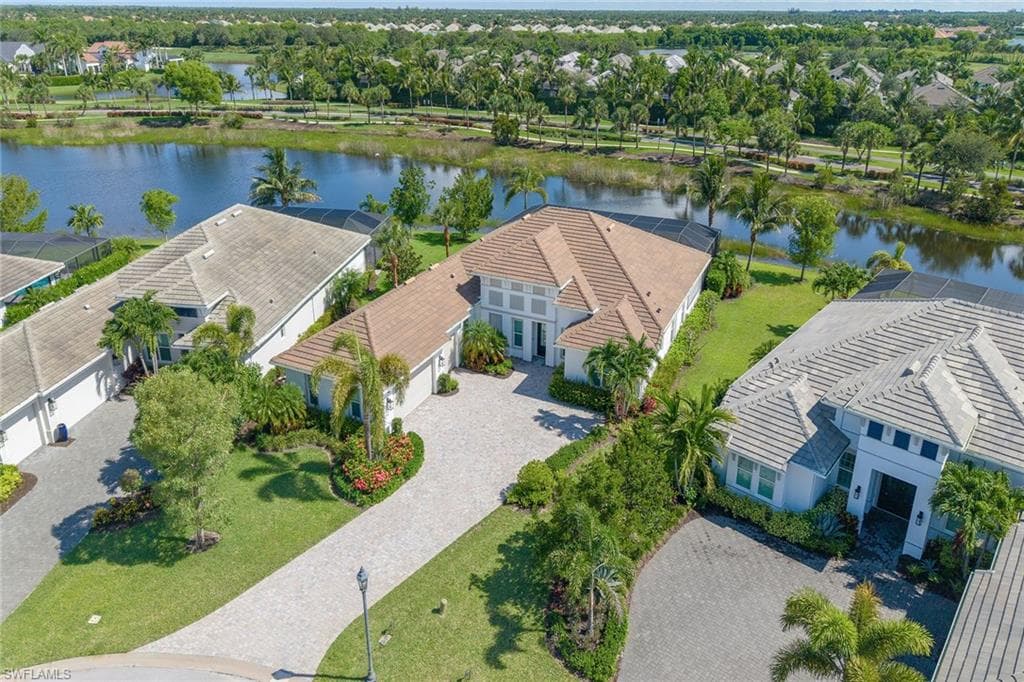 3187 Cotuit Ln, Naples, FL 34114-36