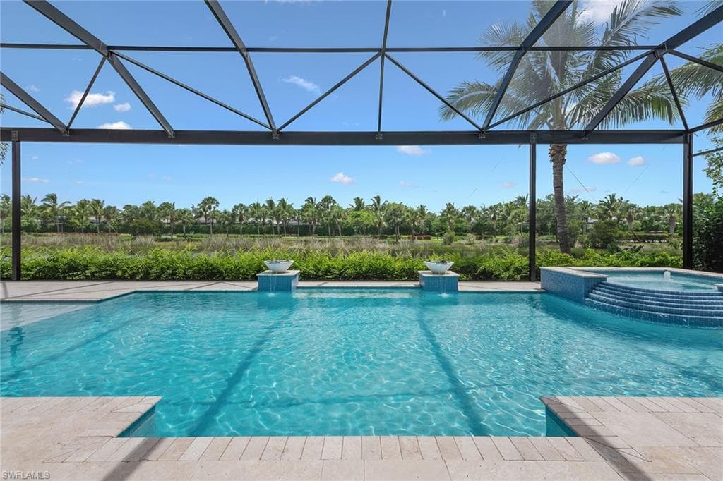 3187 Cotuit Ln, Naples, FL 34114-3