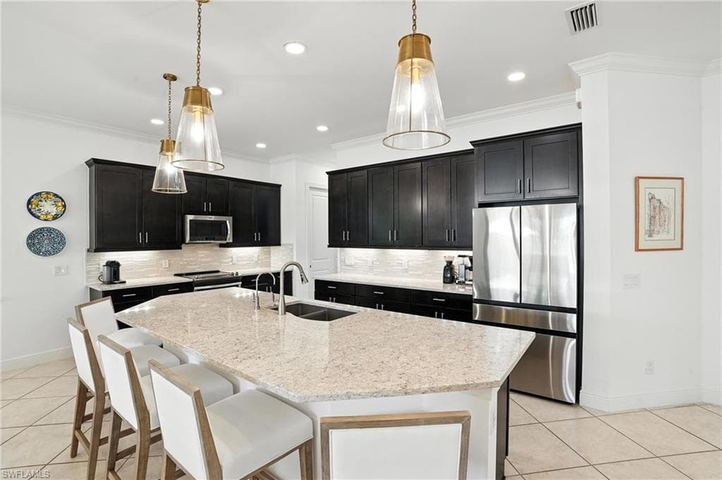 4649 Abaca Cir, Naples, FL 34119-11
