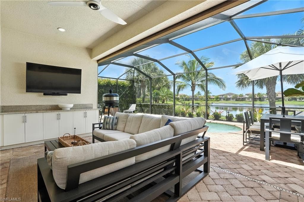 4649 Abaca Cir, Naples, FL 34119-32