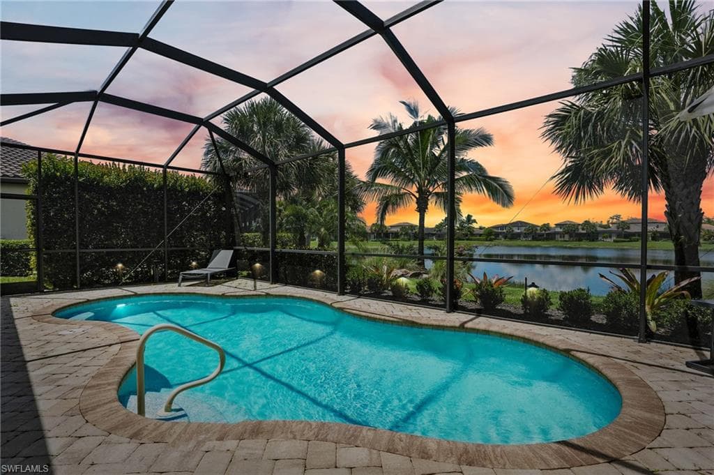4649 Abaca Cir, Naples, FL 34119-3