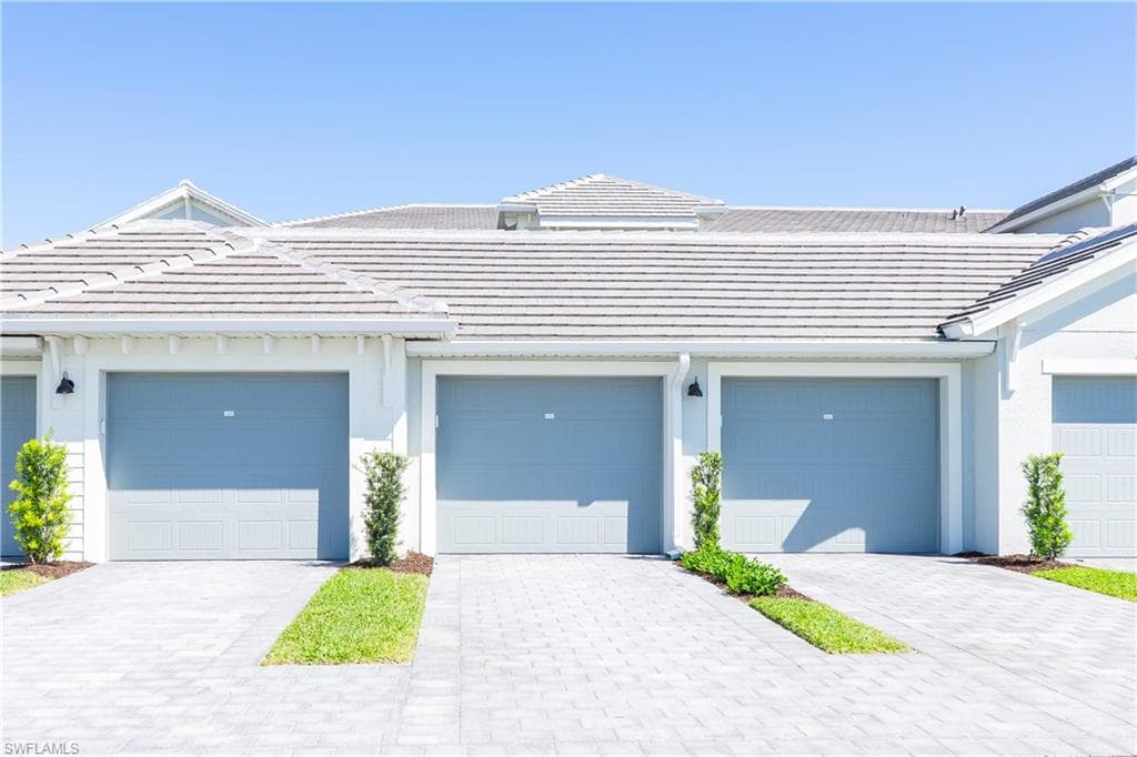 5467 Double Eagle Cir E 3212, Ave Maria, FL 34142-2