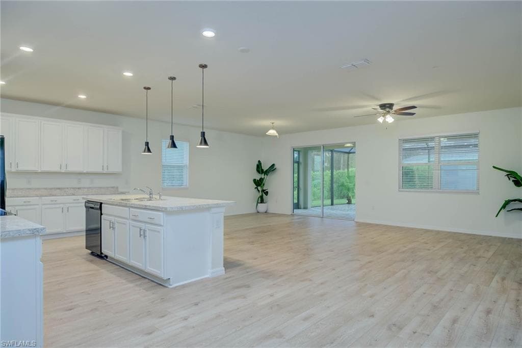 6445 Estero Bay Dr, Fort Myers, FL 33908-4