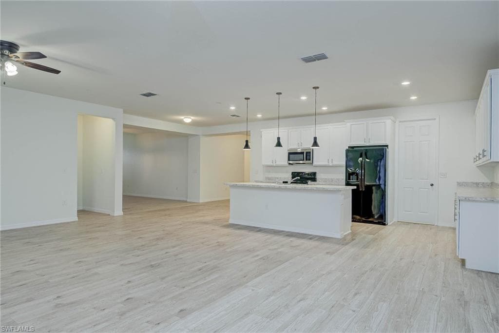 6445 Estero Bay Dr, Fort Myers, FL 33908-7