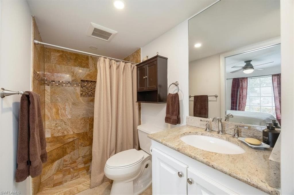 389 Country Club Ln, Naples, FL 34110-27