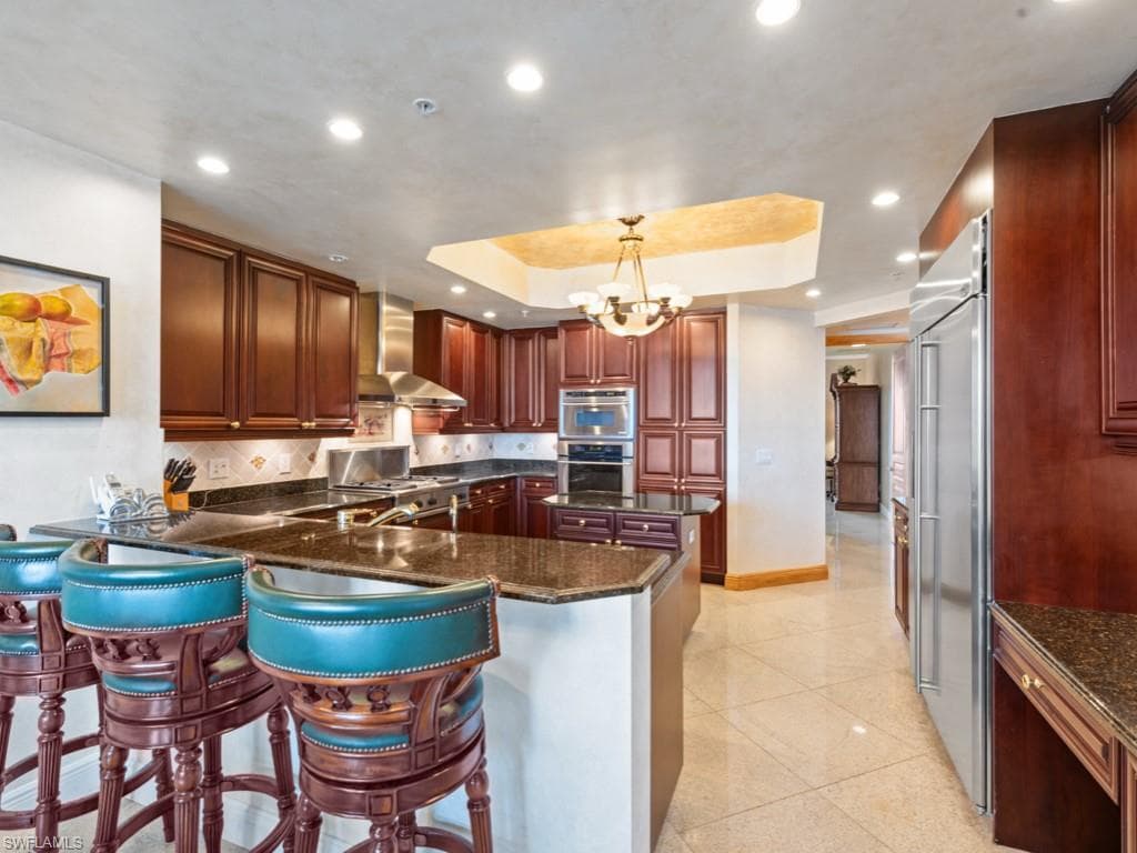 970 Cape Marco Dr 402, Marco Island, FL 34145-17