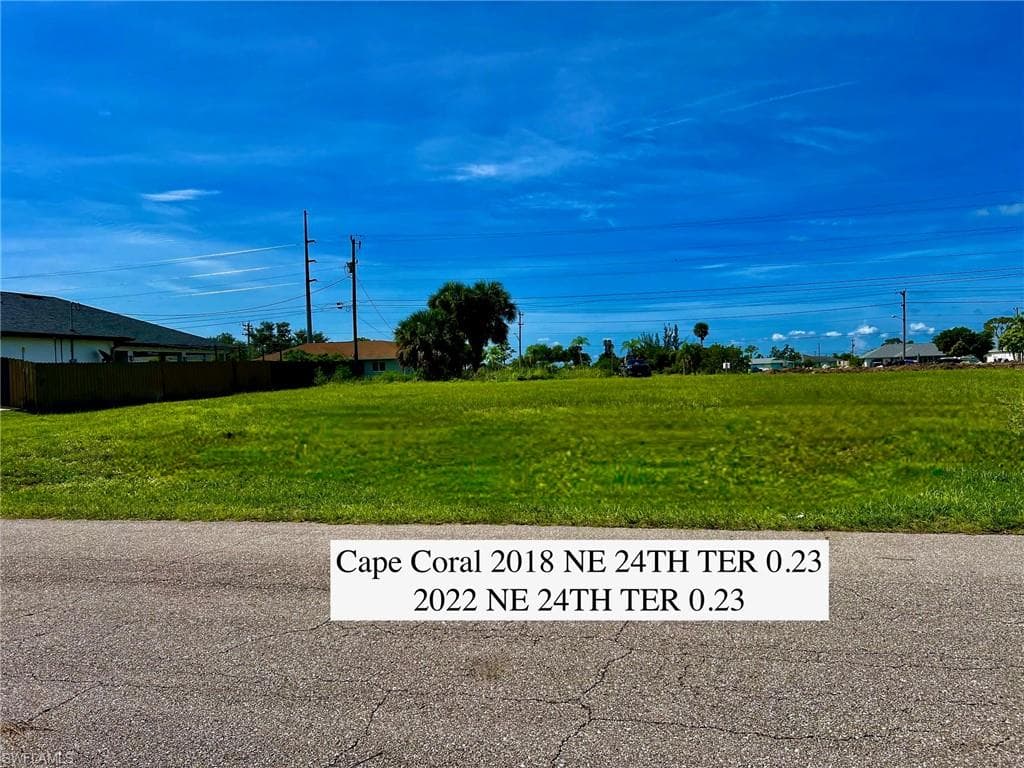 2018 24th Ter, Cape Coral, FL 33909-2