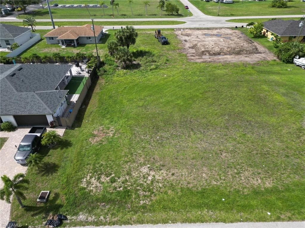 2018 24th Ter, Cape Coral, FL 33909-3