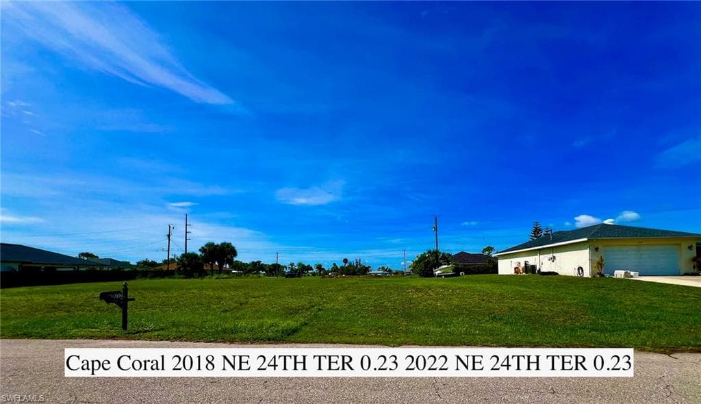 2018 24th Ter, Cape Coral, FL 33909-4