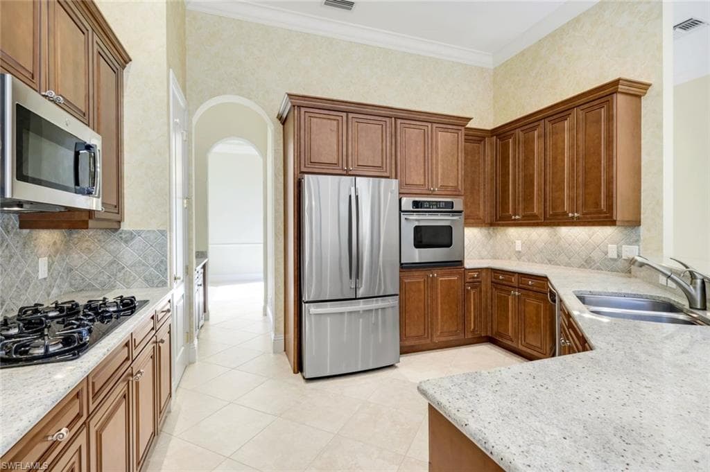 16834 Cabreo Dr, Naples, FL 34110-9