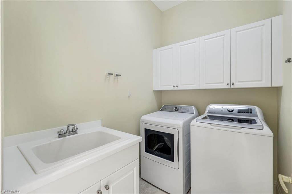 16834 Cabreo Dr, Naples, FL 34110-23