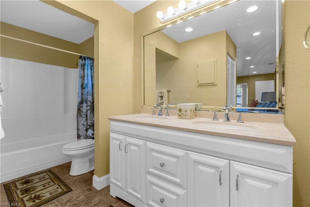 27780 Matheson Ave, Bonita Springs, FL 34135-20