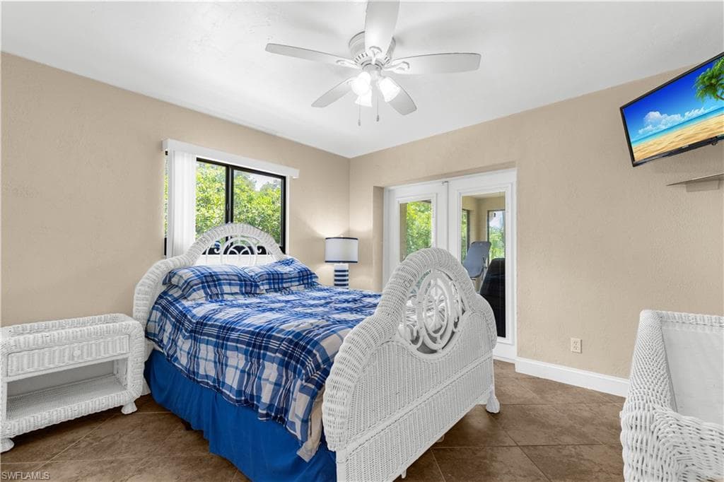 27780 Matheson Ave, Bonita Springs, FL 34135-28