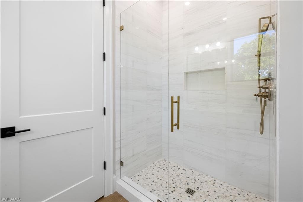 2721 Van Buren Ave, Naples, FL 34112-18