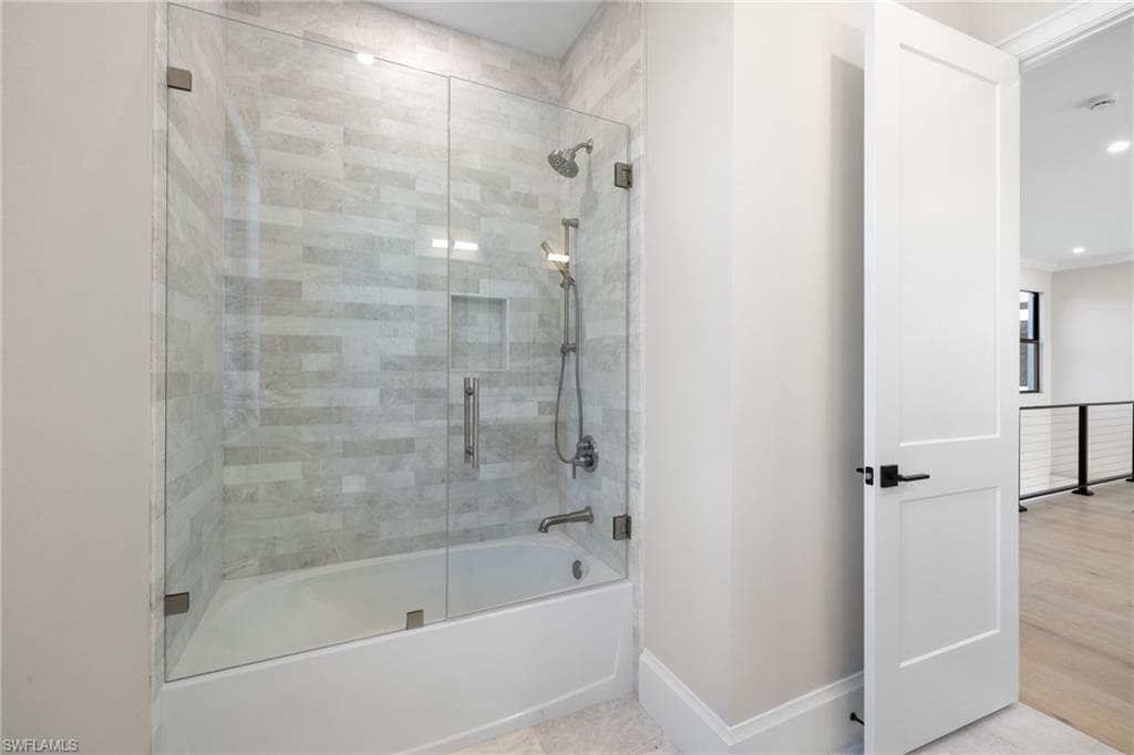 2721 Van Buren Ave, Naples, FL 34112-26