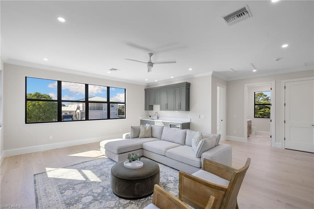 2721 Van Buren Ave, Naples, FL 34112-29