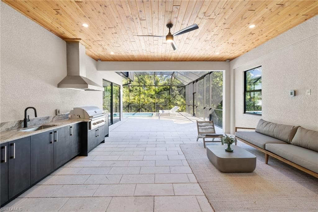 2721 Van Buren Ave, Naples, FL 34112-33