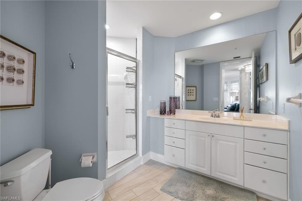410 Flagship Dr 501, Naples, FL 34108-13
