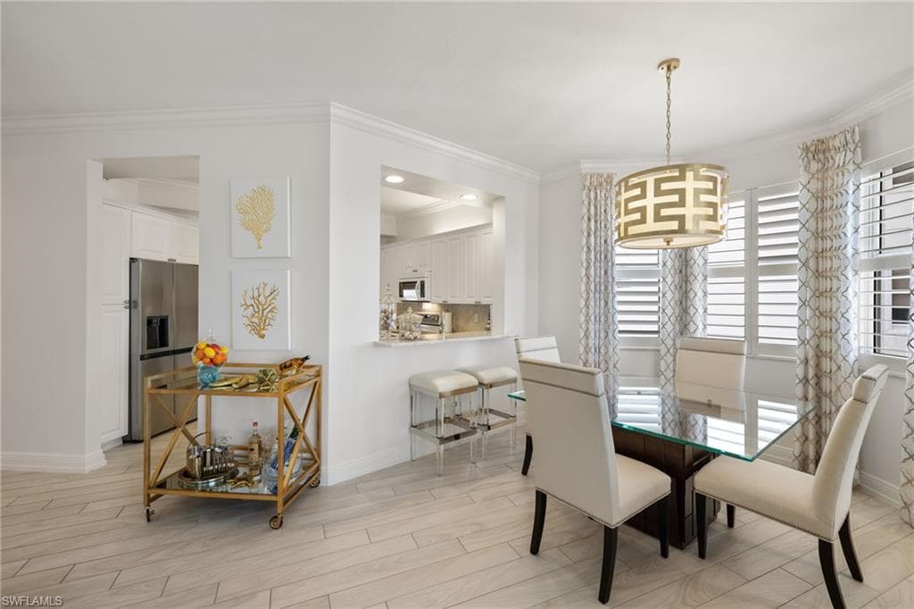 410 Flagship Dr 501, Naples, FL 34108-8