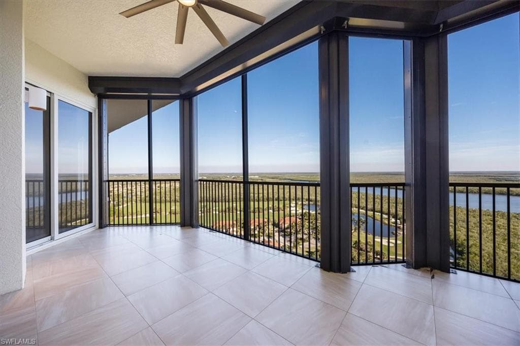1060 Borghese Ln 2004, Naples, FL 34114-12