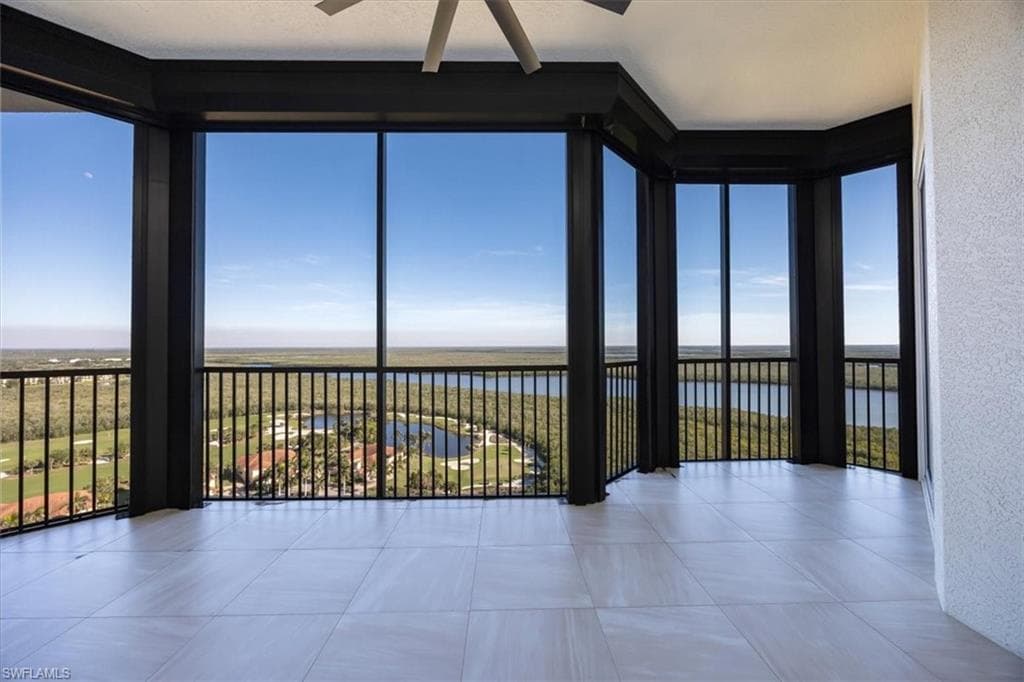 1060 Borghese Ln 2004, Naples, FL 34114-13