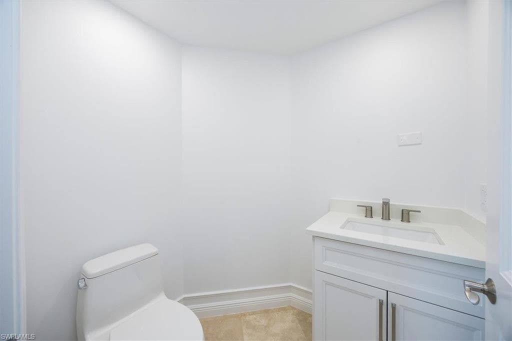 1060 Borghese Ln 2004, Naples, FL 34114-28