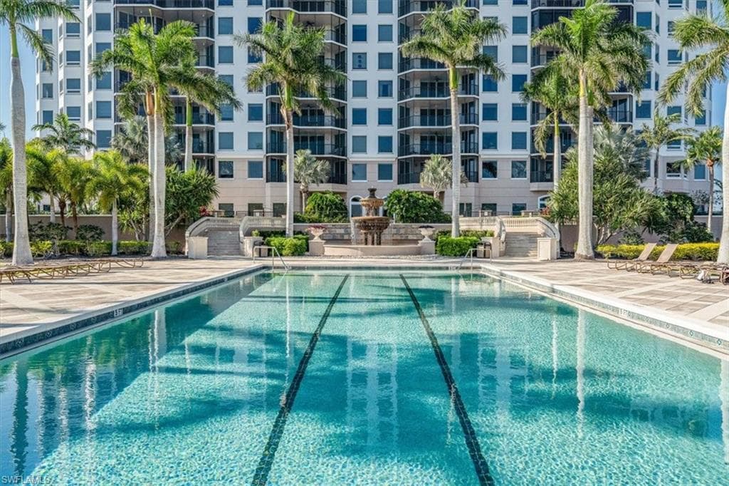 1060 Borghese Ln 2004, Naples, FL 34114-32