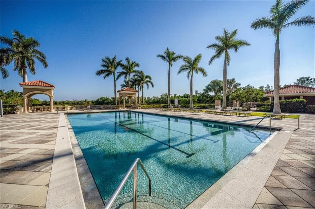 1060 Borghese Ln 2004, Naples, FL 34114-33