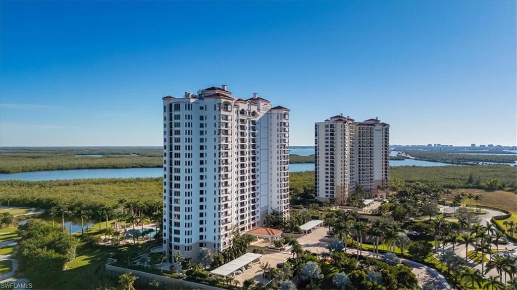1060 Borghese Ln 2004, Naples, FL 34114-43