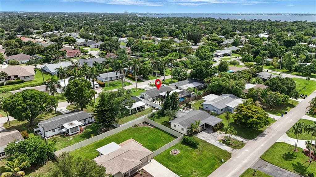 1423 Charles Rd, Fort Myers, FL 33919-27