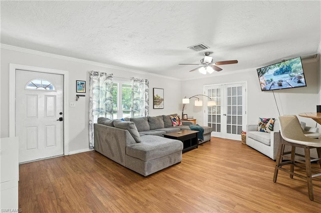 1423 Charles Rd, Fort Myers, FL 33919-5