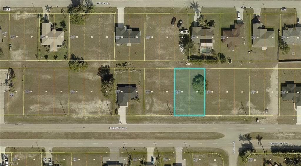 1005 Diplomat Pkwy W, Cape Coral, FL 33993-3