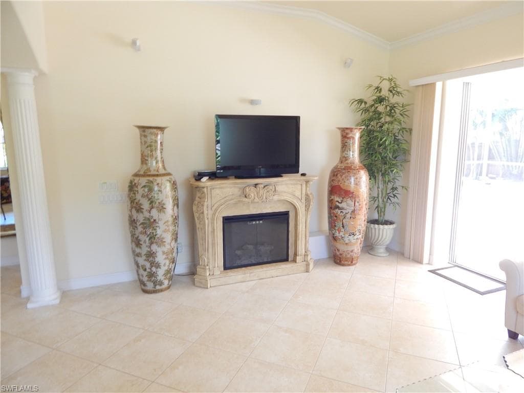 774 & 770 105th Ave N, Naples, FL 34108-20