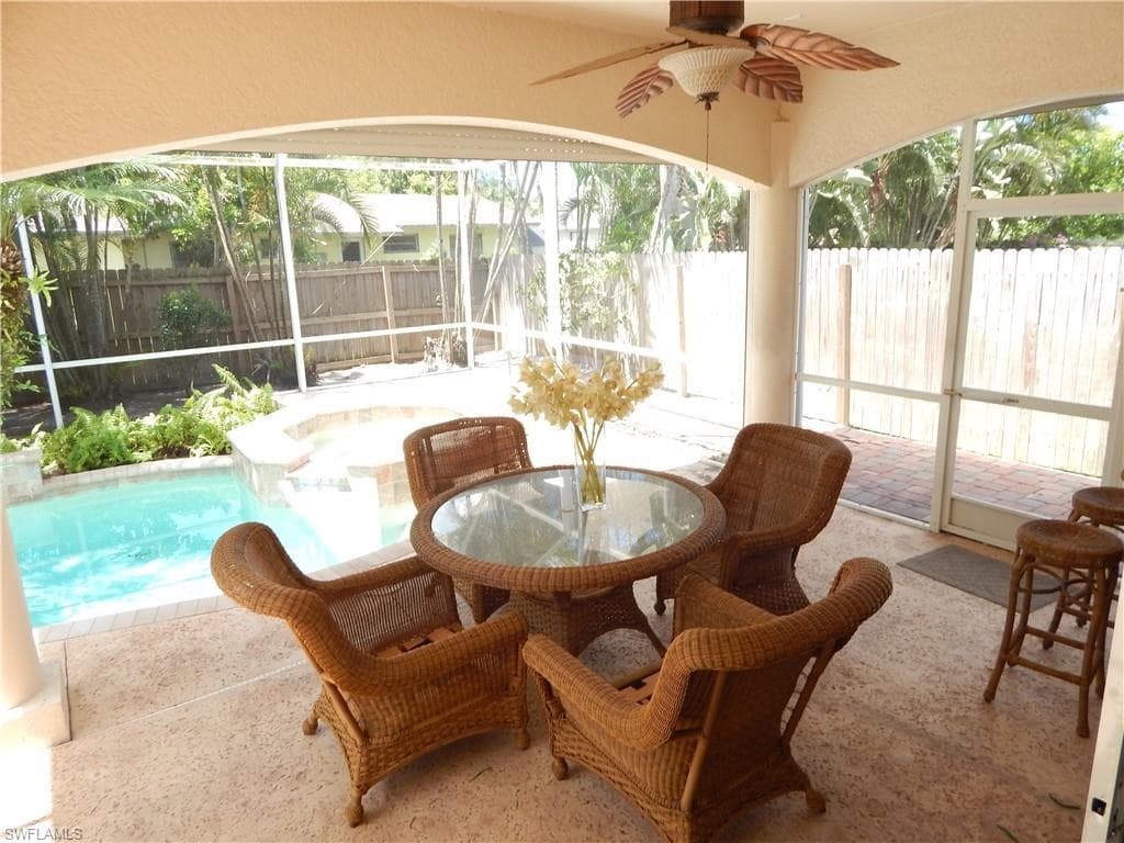 774 & 770 105th Ave N, Naples, FL 34108-7