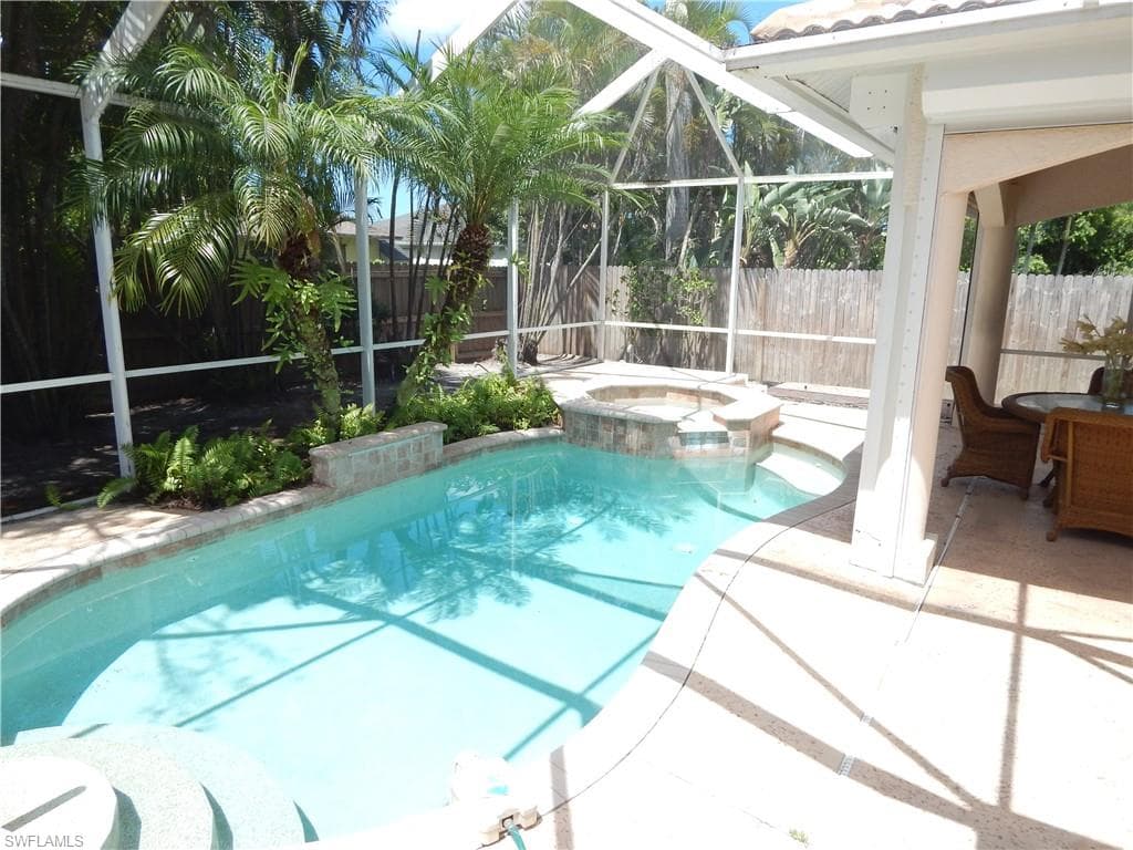 774 & 770 105th Ave N, Naples, FL 34108-8