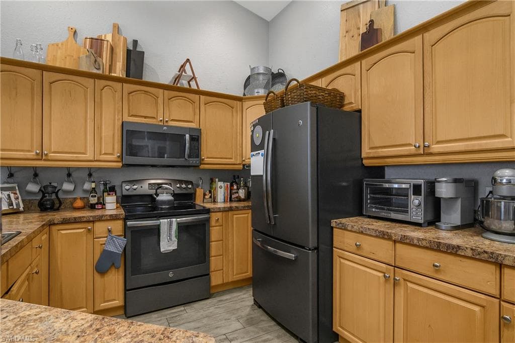 26545 Saville Ave, Bonita Springs, FL 34135-20