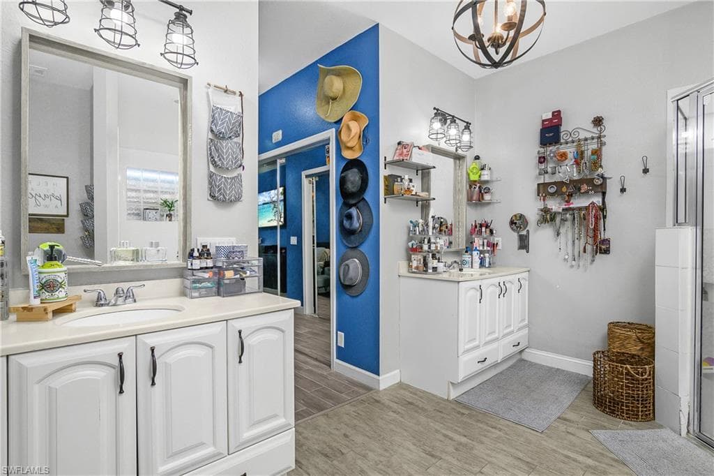 26545 Saville Ave, Bonita Springs, FL 34135-25