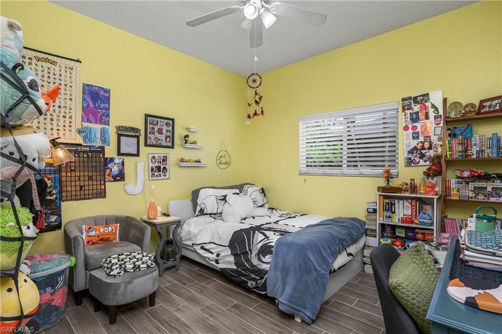 26545 Saville Ave, Bonita Springs, FL 34135-27