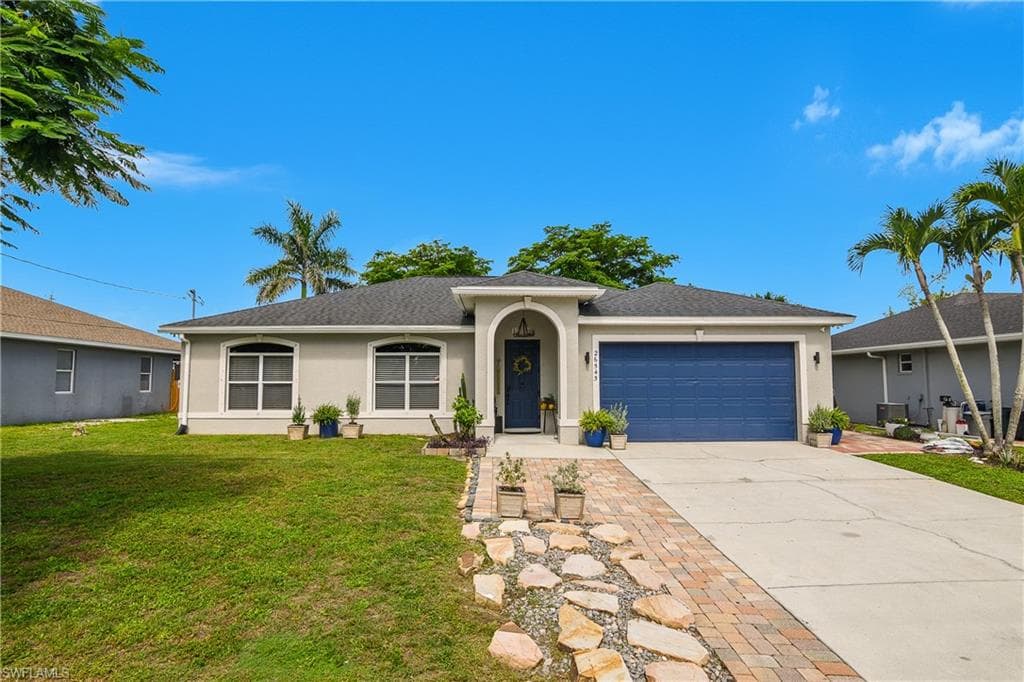 26545 Saville Ave, Bonita Springs, FL 34135-3