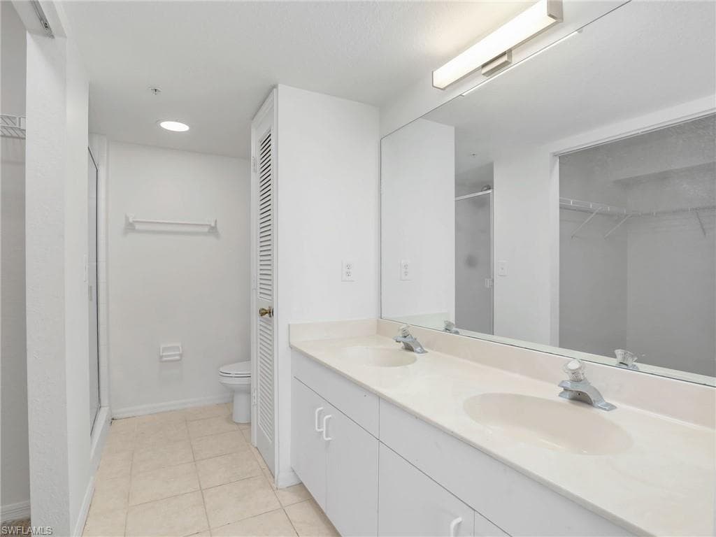 9610 Victoria Ln D306, Naples, FL 34109-18
