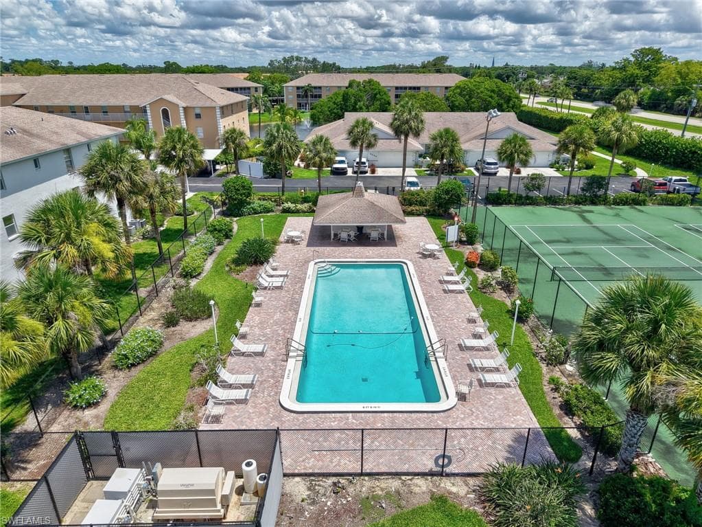 9610 Victoria Ln D306, Naples, FL 34109-30